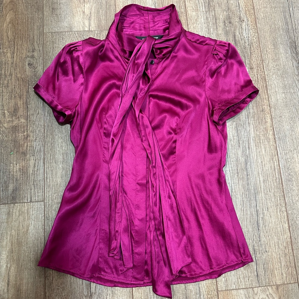 Express blouse, never worn.